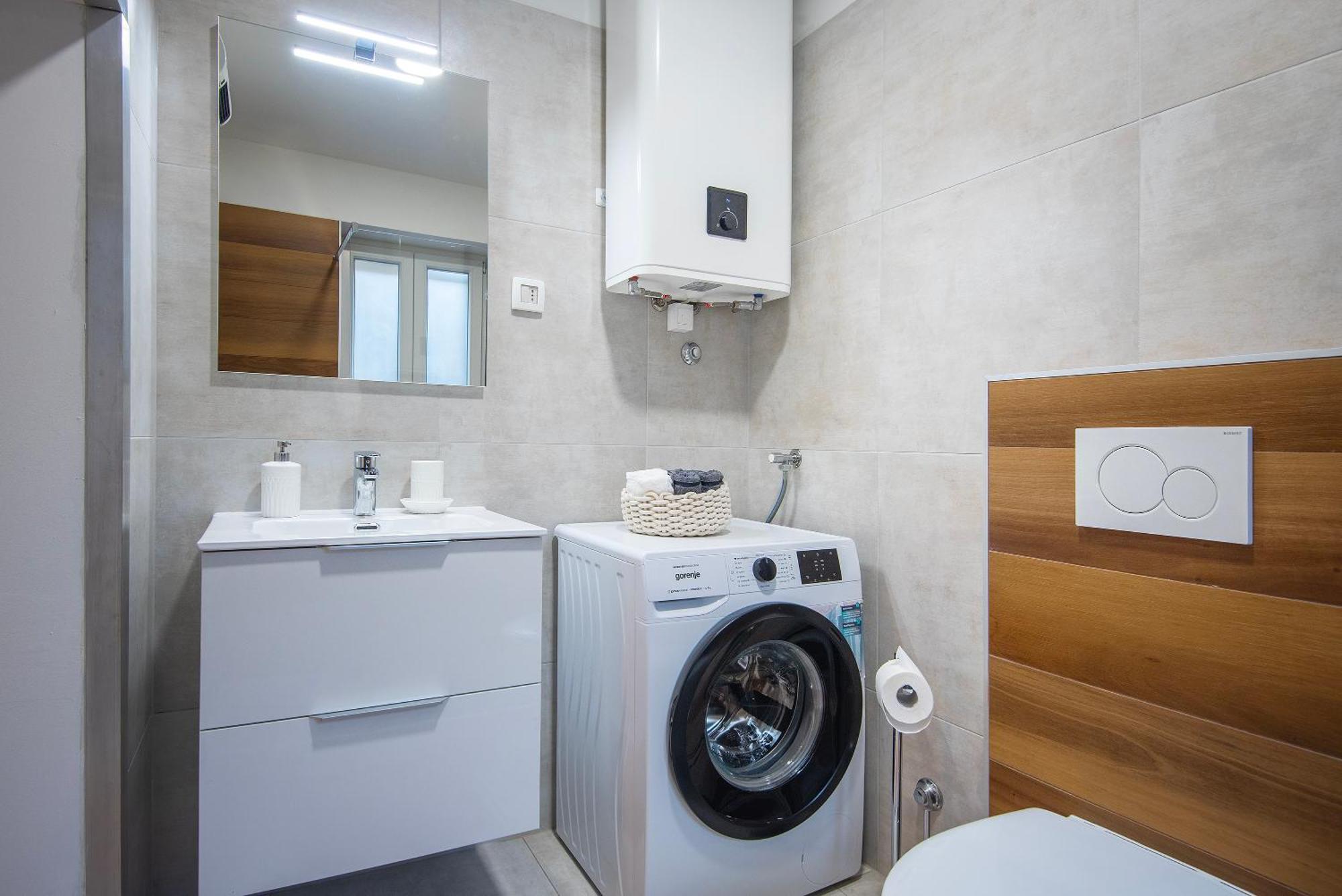 Arta Apartments City Center - With Private Parking Pula Bagian luar foto